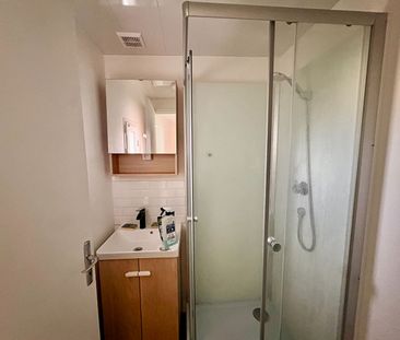 Location Appartement 2 pièces 33m² - Photo 2