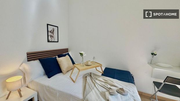 5 room luxury Apartment for rent in Madrid, Spain - Photo 1