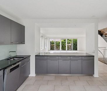 Wundervolle 4.5-Zimmer Maisonettewohnung mit eigenem Garten - Foto 1