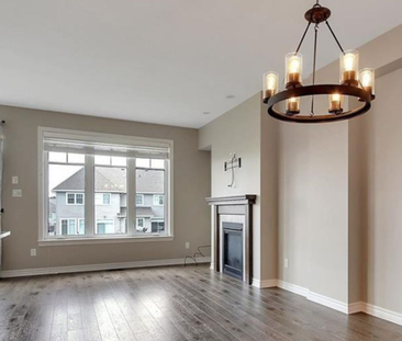 For Lease - 644 RUE DU CARTOGRAPHE Street, Orleans - Cumberland and... - Photo 3