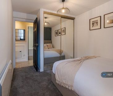 2 bedroom flat to rent - Photo 6
