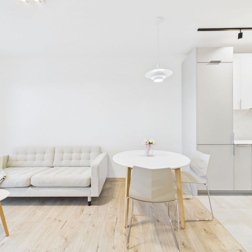 2 pokoje 37 m² + miejsce w garażu | Pierwszy najem 37 m² - Photo 1