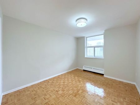 For Lease - 135 Rose Avenue Unit# 1509, Toronto, Ontario - Photo 2