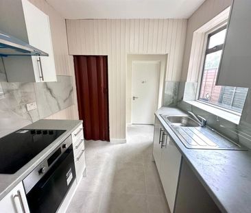 Clive Road, Enfield EN1, London - Photo 3