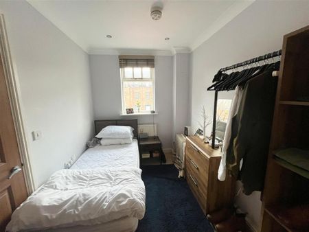 3 bedroom townhouse to rent - Photo 4