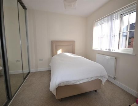 3 Bedroom Semi Detached To Let - Photo 3