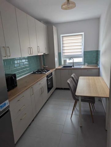 Apartament cu 2 camere, Maurer Villas, Tractorul , Brașov - Fotografie 2