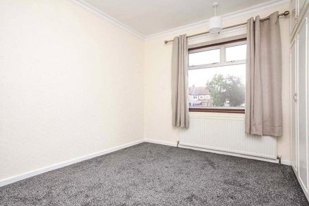 3 bedroom end of terrace house to rent - Photo 5