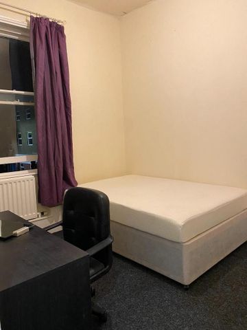 5 bedroom private hall to rent - Photo 4