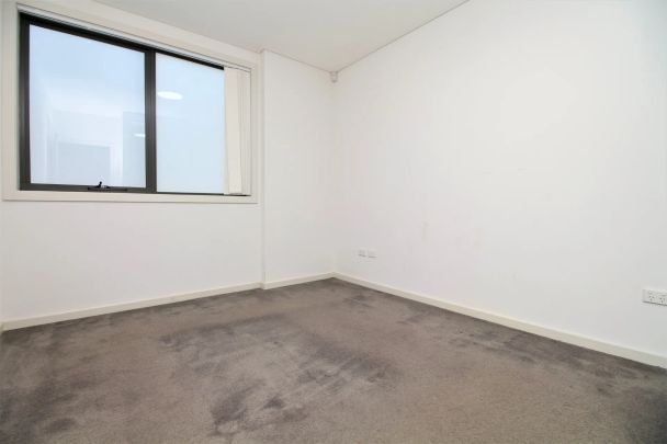 Beautifully Presented Courtyard Apartment - Photo 1