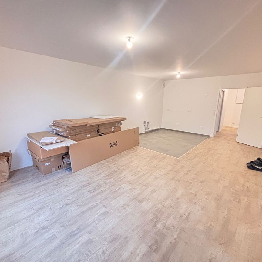 Location Appartement 4 pièces 77m² - Photo 1