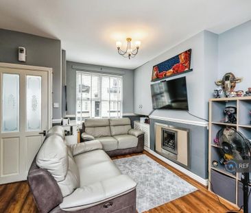 2 bedroom terraced house to rent - Photo 2