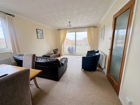 A 2 Bedroom Apartment Instruction to Let in Bexhill-on-Sea - Photo 2