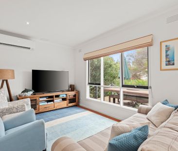 Spacious Coastal Living in Queenscliff - Photo 2