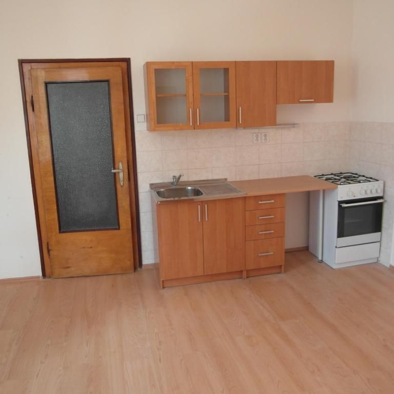 Pronájem bytu 2+kk 32 m2 - Photo 1