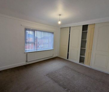 2 bedroom semi-detached house to rent - Photo 5