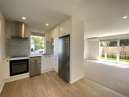 2/33 Dickens Street, Addington - Photo 3