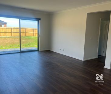 BRAND NEW FAMILY HOME! - Photo 3