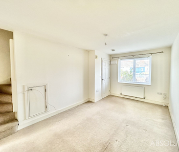 2 bed terraced house to rent in Forest Road, Torquay, TQ1 - Photo 2