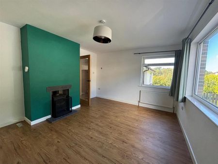 5 bedroom bungalow to rent - Photo 4