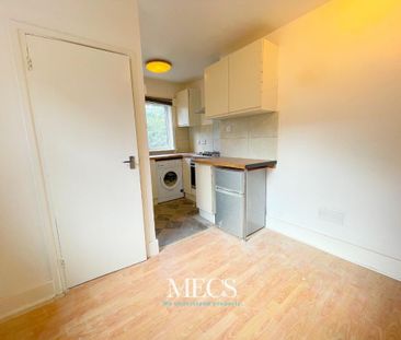 Studio to rent - Photo 2