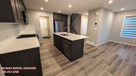 11 Carringford Road Northwest - Photo 2