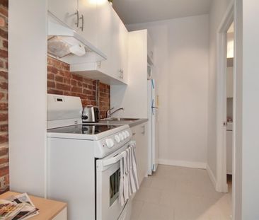 Ilo Quartier SJB Loft Studio Entièrement Meublé à Louer Saint-Jean-... - Photo 3