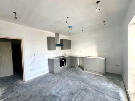 5 bedroom semi-detached house to rent - Photo 3