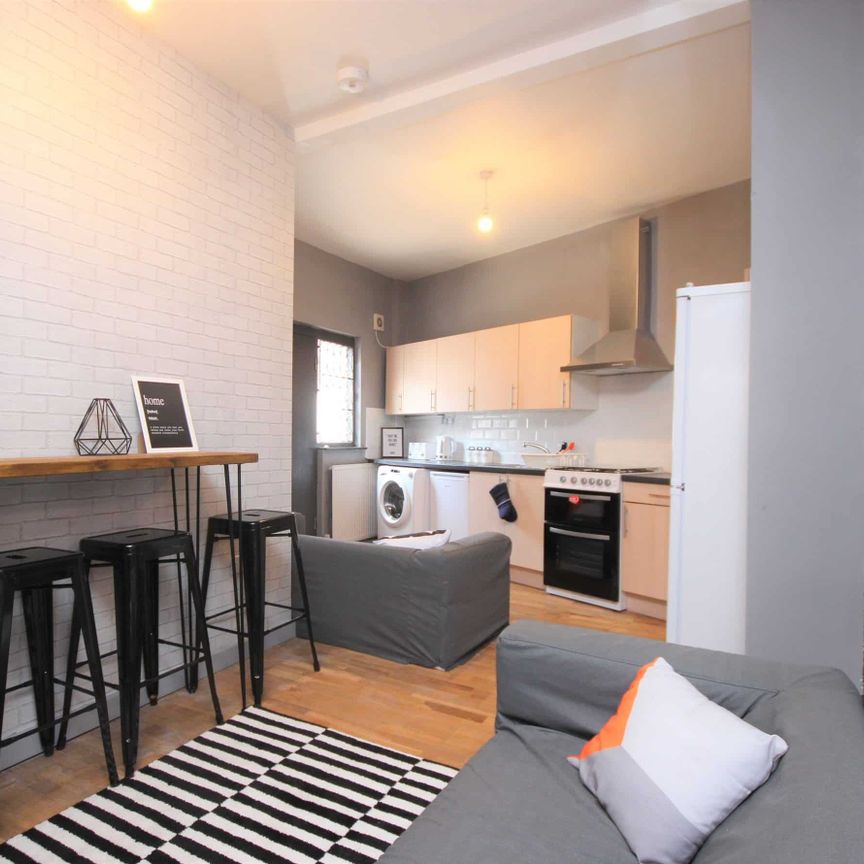 Lydford Street - Photo 1