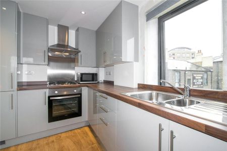 1 bedroom flat to rent - Photo 2