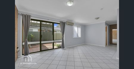 Townhouse Short Stroll To The Beach - Photo 2