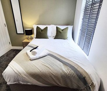 4 bedroom terraced house to rent - Photo 1
