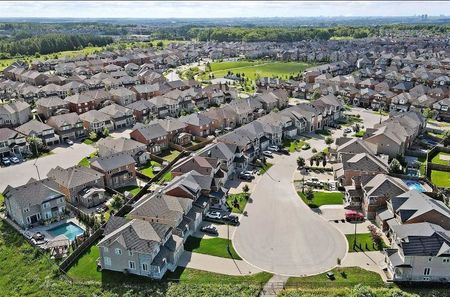 For Lease - 5 Military Court Unit# BSMT, Richmond Hill, Ontario - Photo 2