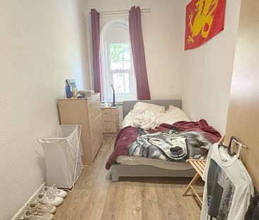 2 Bedroom Flat - Photo 6