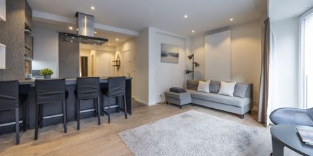 Appartement te huur in Oostende voor € 775 met 2 slaapkamers - Foto 3
