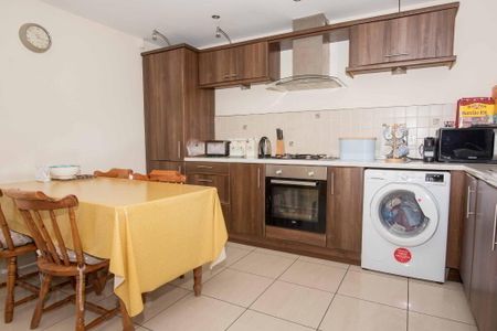 Apt 6 Forest House, 72 Beech Heights, Belfast, BT7 3LQ - Photo 5