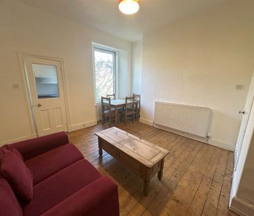 Dundee, Dundee - Photo 2