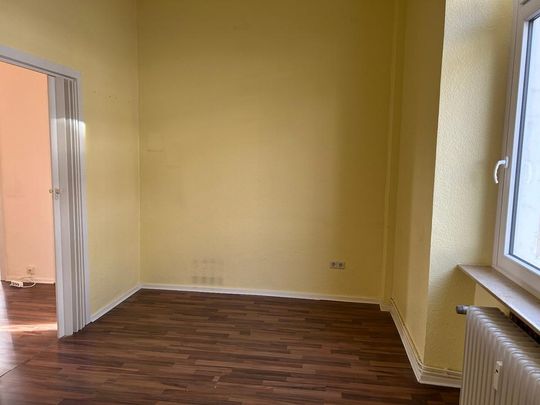 Wohnen am Nordpark. Schöne 2-Zi.-Wohnung mit Küche, Diele, Wannenbad mit Fenster & Sonnen Balkon. - Photo 1