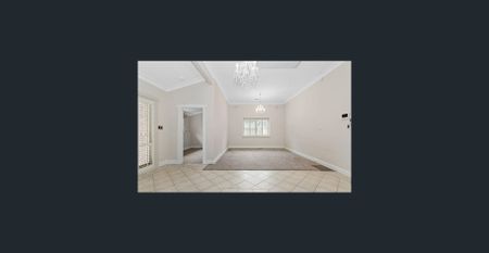 Executive Family Living - Photo 4