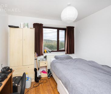 6 bedroom semi-detached house to rent - Photo 3