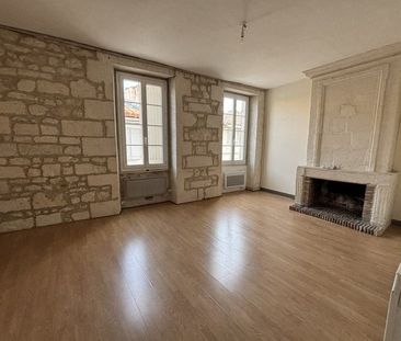 Location Appartement 1 pièce 31m² ANGOULEME 16000 - Photo 1