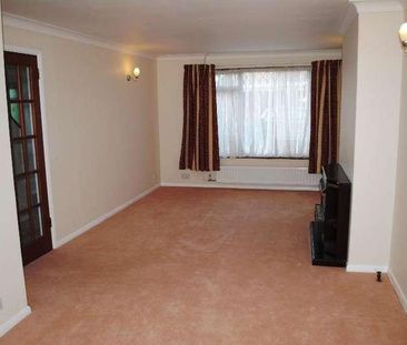 Bisley, Woking, GU24 - Photo 1