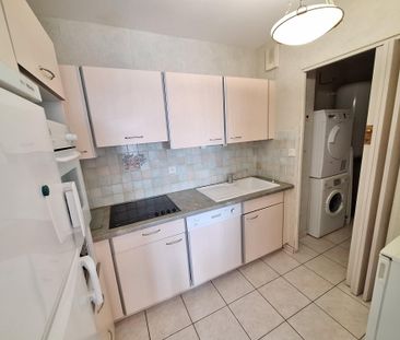 Location Appartement 2 pièces 48m² LES SABLES D OLONNE 85100 - Photo 4