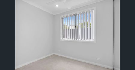 Comfortable and Contemporary Living - Photo 3