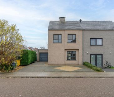 Gunstig gelegen 3 slpk woning met ruime tuin te Oud-Turnhout - Photo 2