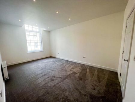 2 bedroom Apartment to rent - Photo 3