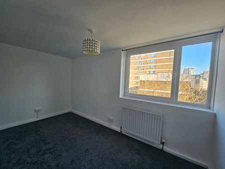 Orchard Lane, Southampton - Photo 3