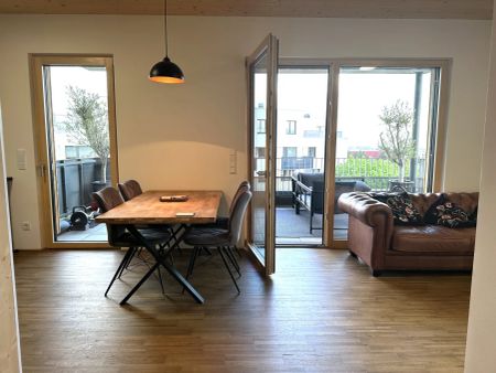 Wunderschöne & vollmöblierte 2-Zimmerwohnung in absoluter Ruhelage mit schönem Ausblick von großer Terrasse - en suite Badezimmer inklusive - Foto 5