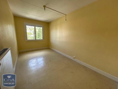 Appartement à louer 4 pièces 80.8m² - Photo 3