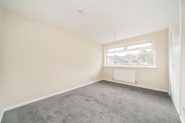 5 bedroom detached house to rent - Photo 1